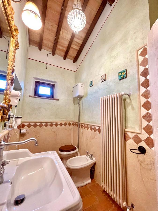 Casale Baldelli Apartments Castiglione del Lago Zewnętrze zdjęcie